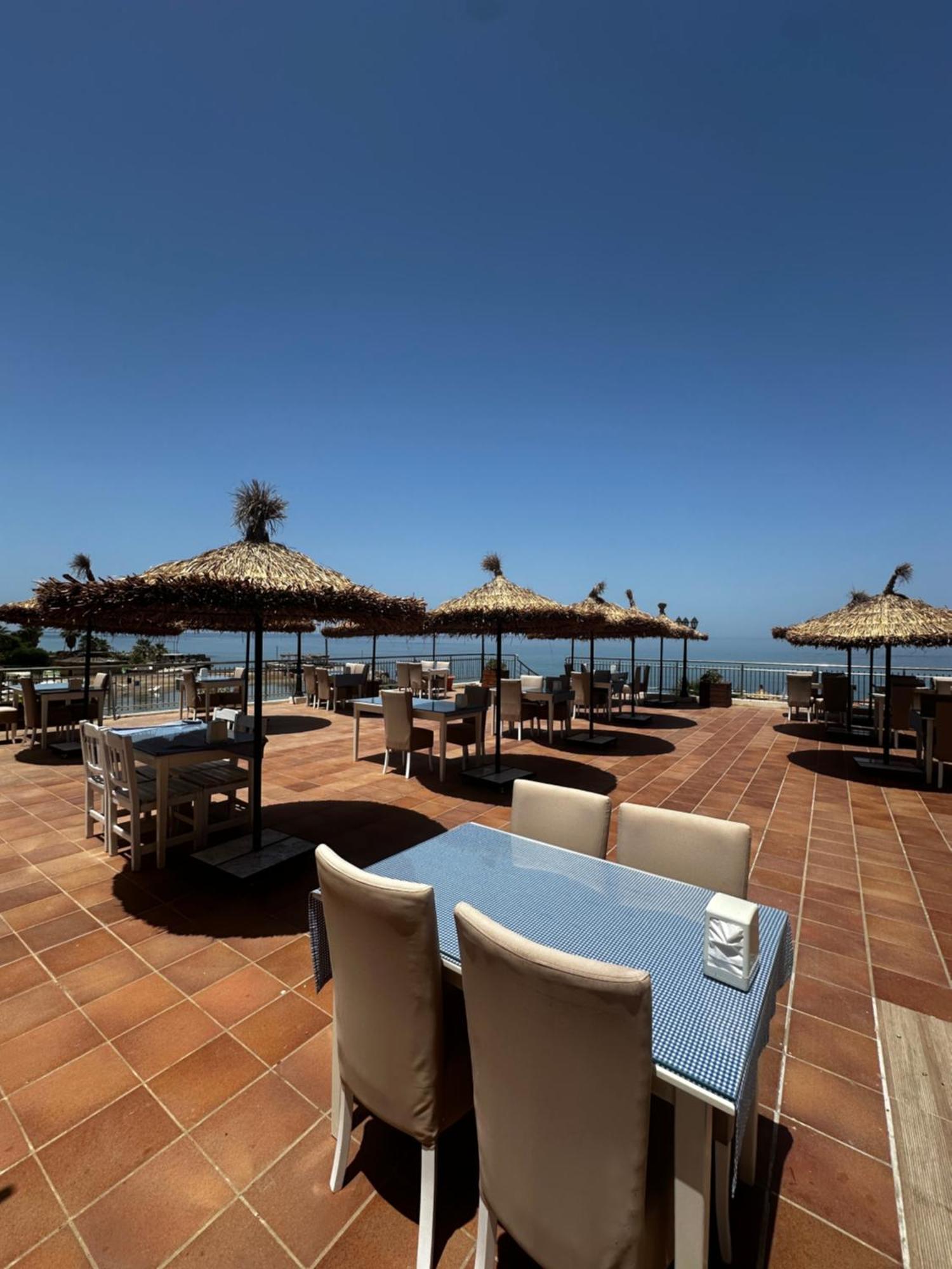 Manolya Hotel Lápithosz Kültér fotó
