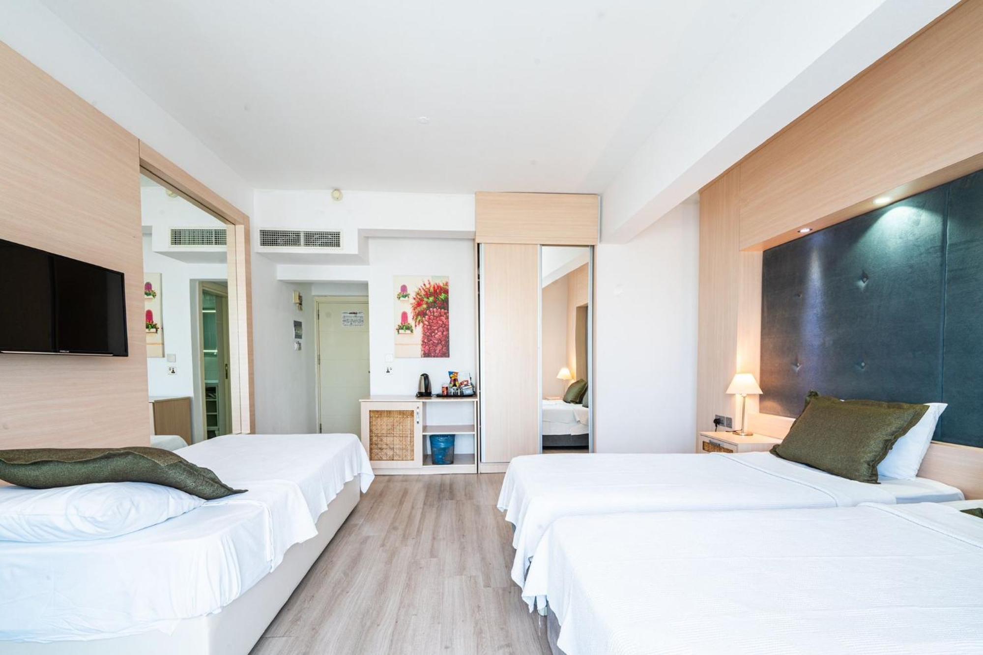 Manolya Hotel Lápithosz Kültér fotó