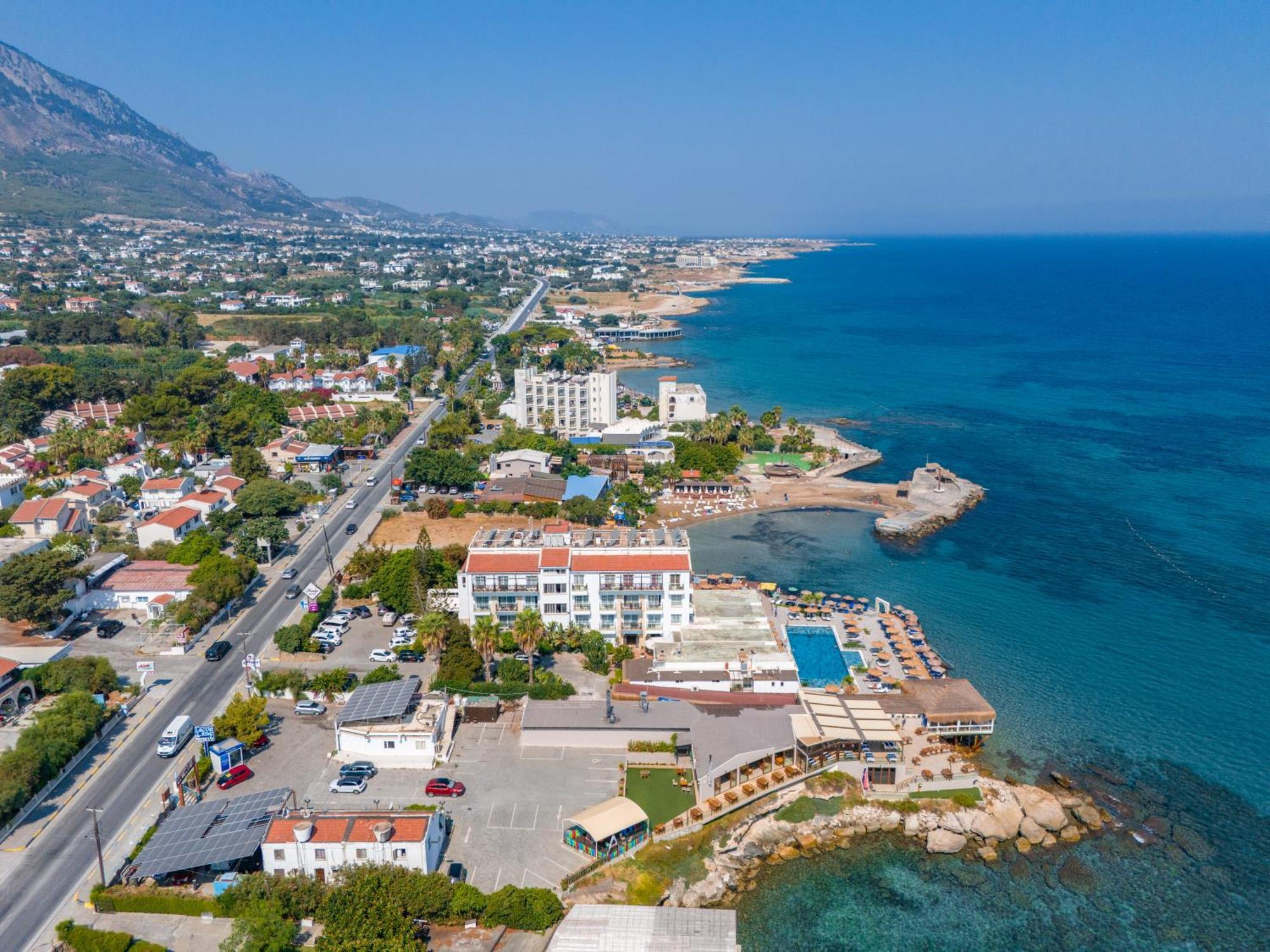 Manolya Hotel Lápithosz Kültér fotó