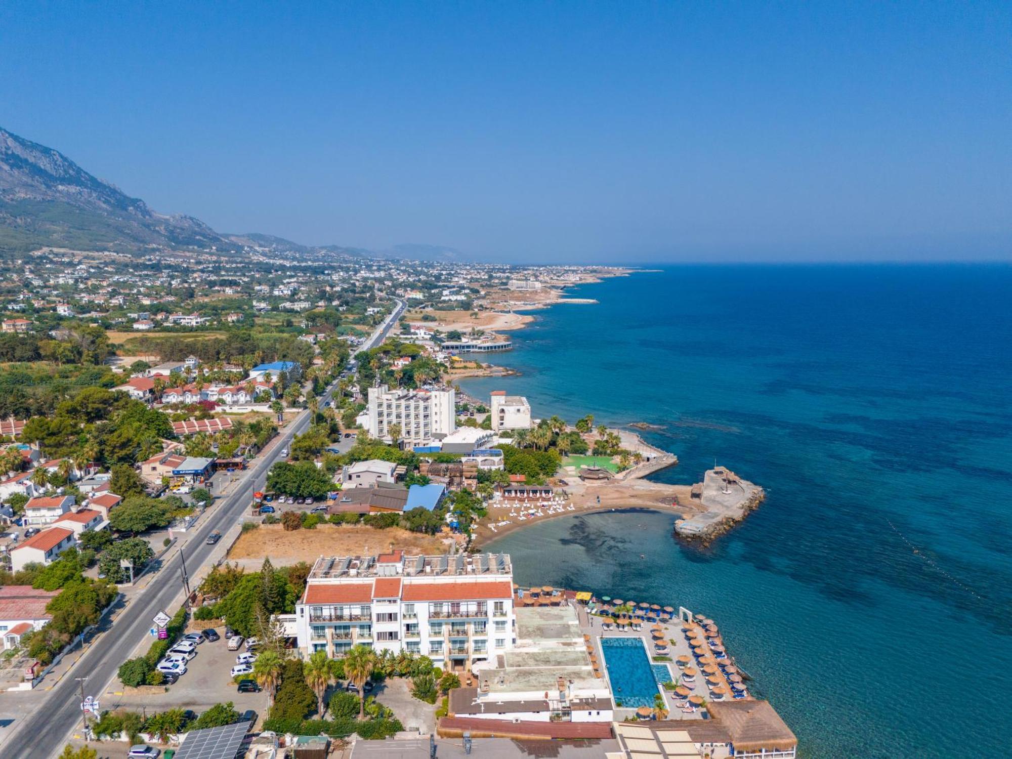Manolya Hotel Lápithosz Kültér fotó