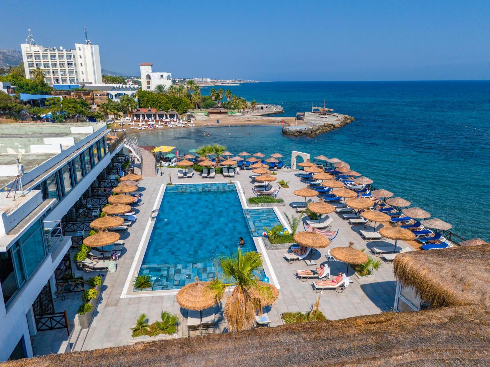 Manolya Hotel Lápithosz Kültér fotó
