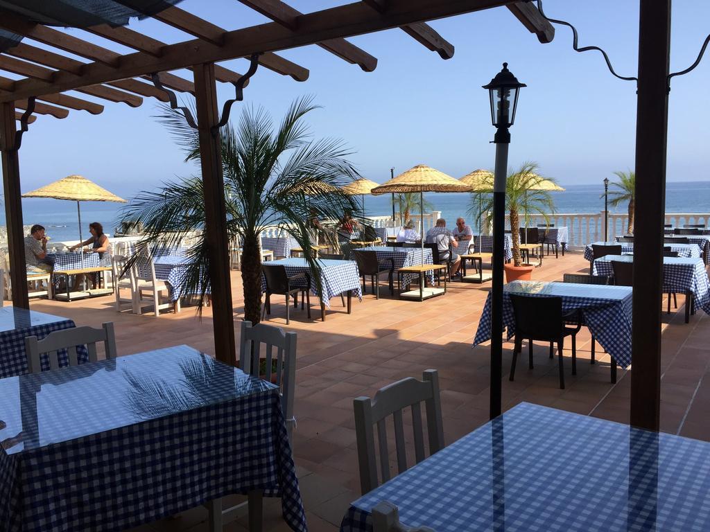 Manolya Hotel Lápithosz Kültér fotó
